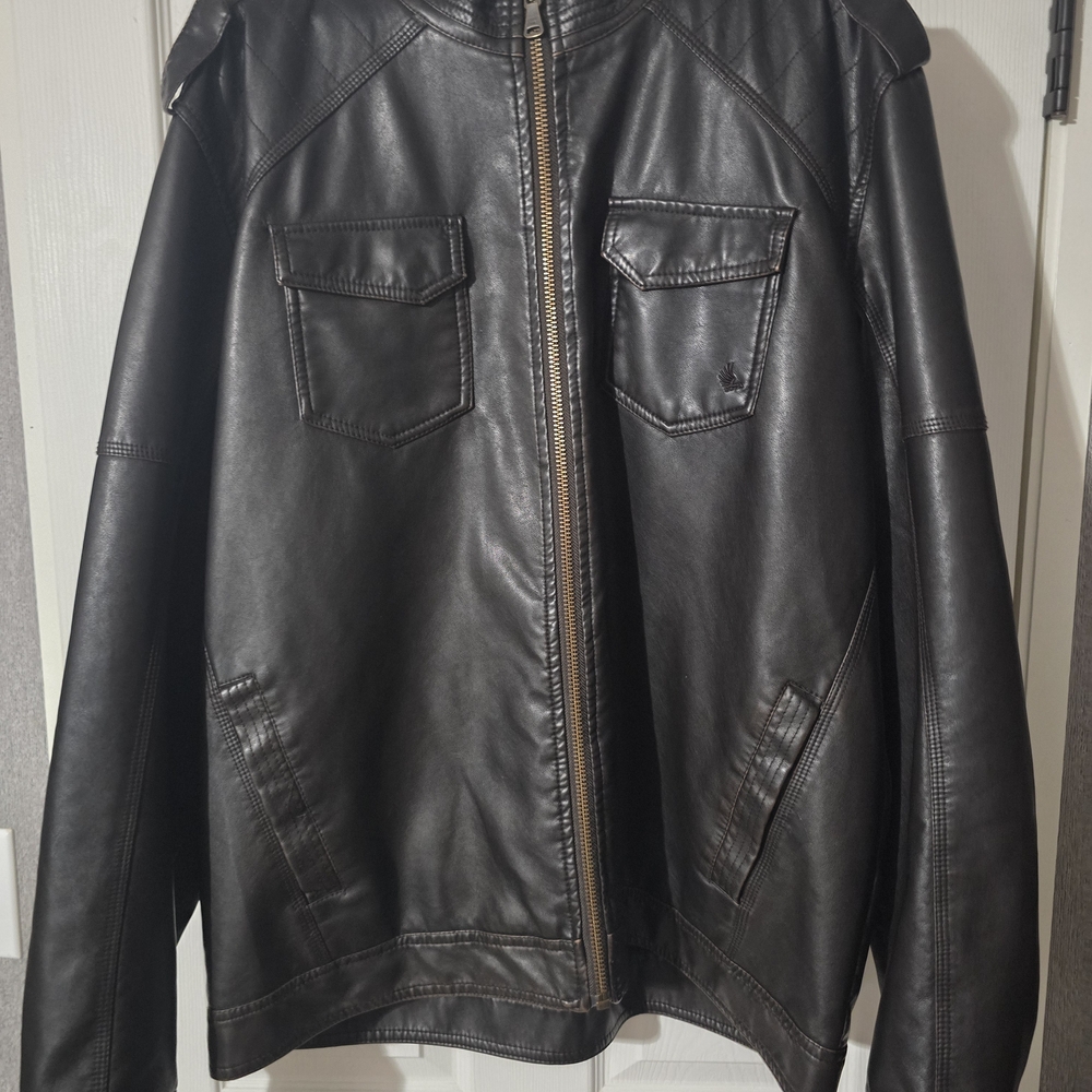 Men's Classic Black Leather Performance Jacket